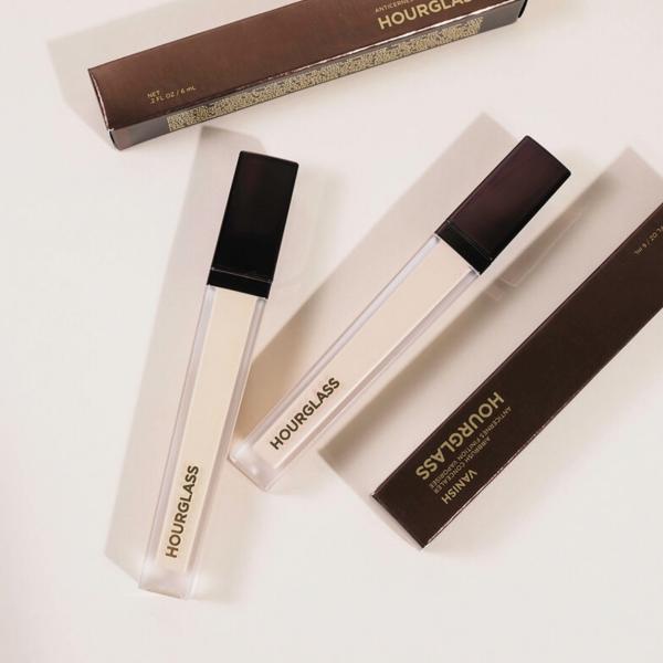 Hourglass Vanish Airbrush Concealer