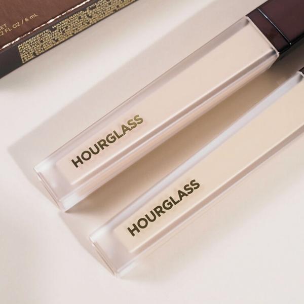 Hourglass Vanish Airbrush Concealer