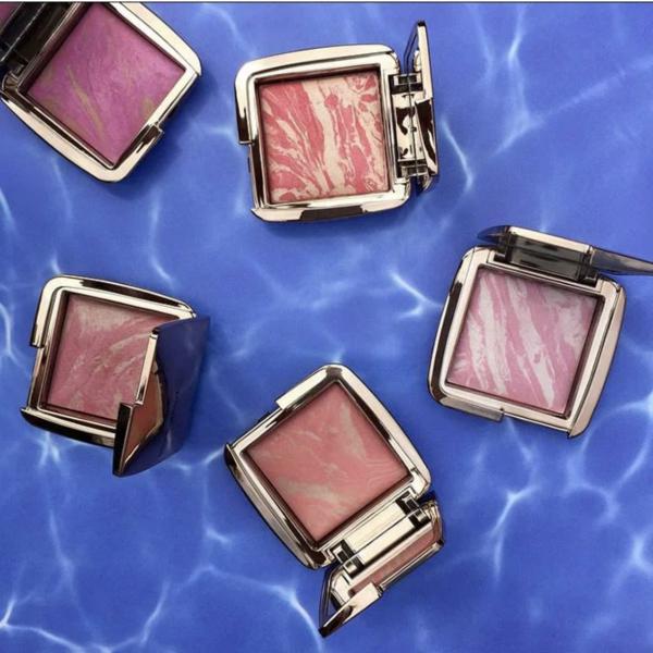 Hourglass Ambient Lighting Blush