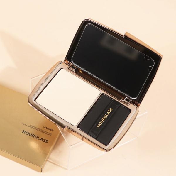 Hourglass Vanish Airbrush Pressed Powder