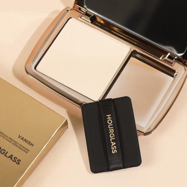 Hourglass Vanish Airbrush Pressed Powder