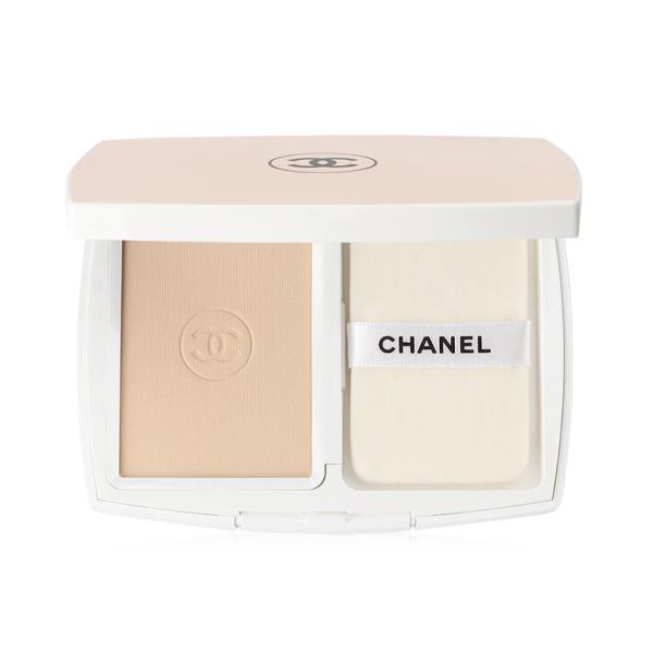 Chanel Le Blanc Brightening Compact Foundation