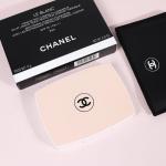 Chanel Le Blanc Brightening Compact Foundation