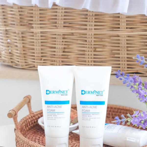 Anti-Acne Foam โฟมล้างหน้า สำหรับผิวที่เป็นสิว ผิวมัน-ผิวผสม (60g.)